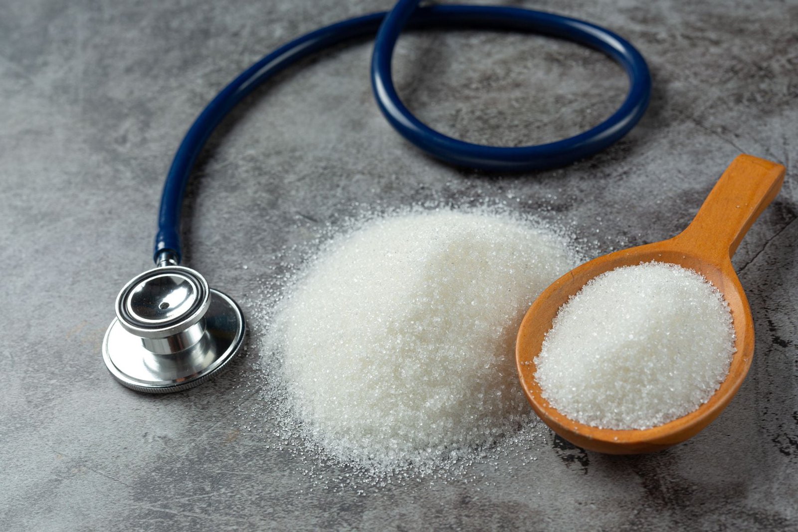 Evitar a ingestão de açúcares industrializados e exames de rotina são necessários para controle. - Foto: Divulgação
