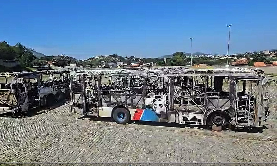 circulacao-de-onibus-na-zona-oeste-do-rio-esta-90%-normalizada