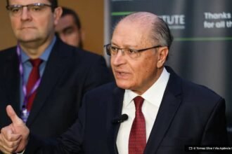 alckmin-diz-que-governo-tem-“absoluta-confianca”-de-que-dolar-vai-cair